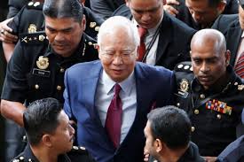 Pendidikan sangat mempengaruhi tenaga kerja indonesia yang bekerja ke luar negeri. Najib Razak Didakwa Terima Suap Salahgunakan Dana Antara News
