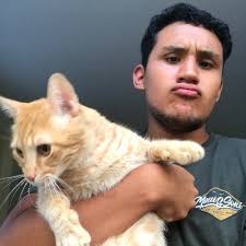 Isaac Adrian Pando (@vadrianpando)