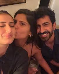 Fatima Sana Shaikh (@fatimasanashaikh) • Instagram photos and videos