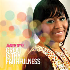 Janine Dyer's Instagram, Twitter & Facebook