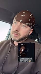 It's disgusting and so sad that a grown man will go online and call another  man's wife (who he doesn't even know) a prostitute. People around the world  wonder why there is