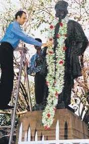 Making statues smile