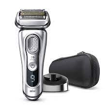 That is enough to shave yourself for a month without having to recharge the shaver. Amazon Com Braun Maquinilla De Afeitar Electrica Para Hombre Serie 9 9330s Cortadora De Barba De Precision Emergente Recargable Afeitadora De Papel Humedo Y Seco Con Estuche De Viaje Belleza Y Cuidado
