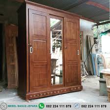 Daftar harga pintu geser terbaru mei 2019 harga pintu sliding door kayu, roda a435 untuk sliding door pintu geser rp 150 000 rel sleding pintu geser sliding rail kayu aluminium d3 j3 a3 h3 180 cm. Almari Baju Lemari Pakaian 3 Pintu Sliding Plus Cermin Minimalis Kayu Jati Mbj Lmpk 06 Mebel Bagus Jepara