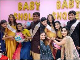 The family made sure to make the night even more special by organising a baby. Khatron Ke Khiladi 8 Contestant Geeta Phogat S Family Throws Her A Surprise Baby Shower Bash Look At Their Pics The Times Of India