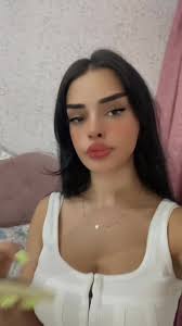 hemcinslerini alcaldan qizlarin hammisi budu🤣 | TikTok