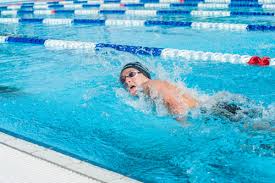 Swimmers qualify for country titles