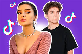 Семья была строгой и очень религиозной. Pokolenie Tiktok Dina Saeva Danya Milohin I Drugie Tiktokery Ot Kotoryh Fanateyut Podrostki I Ne Tolko
