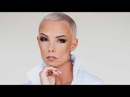 Carrie Campbell's Instagram, Twitter & Facebook