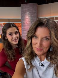 🎉🎉HAPPY FRIDAY🎉🎉