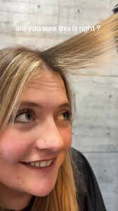 please don’t question my methods 🤷‍♀️ @manesbyandalynne , (Don’t forget to  book your appointment for the holidays, don’t worry i won’t actually sit