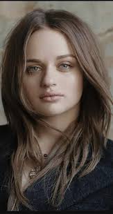 Joey King July 2015 She looks grown up with blond hair.