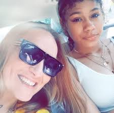 Stephanie Dunkin's Instagram, Twitter & Facebook