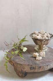 Pin On Les Fleurs Around The Shop