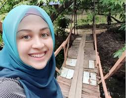 Muhaya mohamad dilaporkan telah meninggal dunia pada pagi tadi. Ohbulan Laman Socialtainment No 1 Malaysia Part 1136