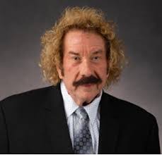 Kelley Daniel's Instagram, Twitter & Facebook