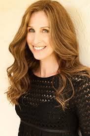 Karen Day's Instagram, Twitter & Facebook