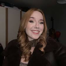 Georgina Gill's Instagram, Twitter & Facebook