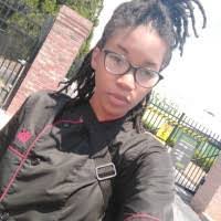 Carrie Mcmichael's Instagram, Twitter & Facebook