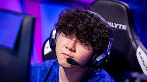 A band of brothers; compLexity Gaming welcomes back Limmp and Chessie