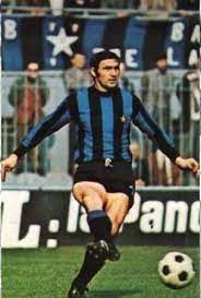 Con l'inter di helenio herrera tarcisio burgnich vinse tutto negli anni 60, ed è stato grande protagonista sarti, burgnich, facchetti… la recita della formazione della grande inter è entrata. Tarcisio Burgnich Inter Mailand Mailand Fussball