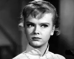 You Are About to Enter Another Dimension: The Golden Girls and The Twilight  Zone