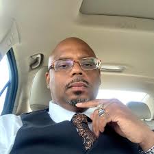 Veteran seeking a ride:Anybody offer rides to Nashville airport Update:  first of all thank all of you for responding. As of right now I have  secured a ride, but if anything changes