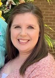 Betsy Sadler's Instagram, Twitter & Facebook