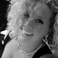 Jennifer Coakley's Instagram, Twitter & Facebook