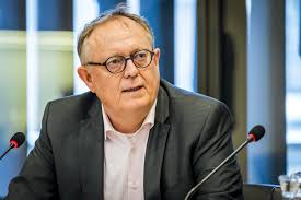 Moet koning Willem-Alexander belasting gaan betalen?