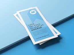 Mockup De Folder Com Tres Dobras Gratis Criativo Design Em 2020 Design De Folheto Mockup Folder