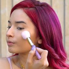 Los mejores trucos de maquillaje de youtuber por Laura Sánchez
