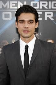 Steven Strait's Instagram, Twitter & Facebook