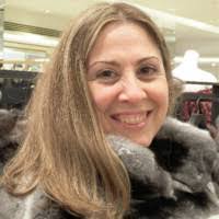 Elizabeth Elman's Instagram, Twitter & Facebook