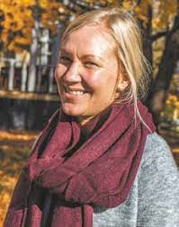 The Second Fattest Housewife in Garrison