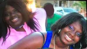 Suspects Sought in Simple Battery