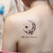 Tatowierung 2018 80 Schone Schulter Tattoo Designs Korperkunst Tattoo Ideen Tatowierungen A Back Of Shoulder Tattoo Small Shoulder Tattoos Shoulder Tattoo