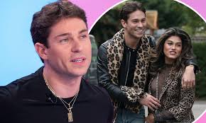 The rest of the surfing nations) surfer on earth. Joey Essex Gushes Over Girlfriend Lorena Medina As He Reveals Their Long Distance Romance Is Good Daily Mail Online