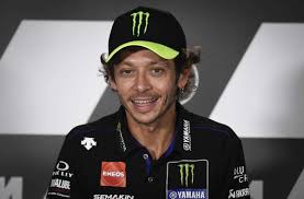 Jun 27, 2021 · valentino rossi blieb bei einem spektakulären sturz unverletzt. Motorrad Wm Valentino Rossi Der Ewige Lausbub Sagt Bald Arrivederci Sport Stuttgarter Nachrichten