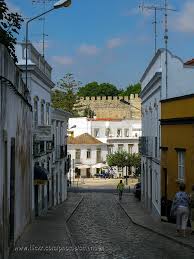 Tavira tavira is a city in the algarve region of portugal.crossed by the gilão river, it is one of the most monumental cities in portugal, with its 37 churches. Tavira Portugal