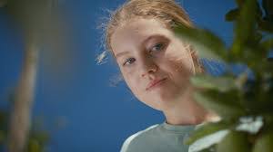 Kris Urban's Instagram, Twitter & Facebook