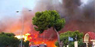 Φωτιά στο διόνυσο κοντά σε σπίτια. Fwtia Ston Dionyso Kai Ston Neo Boytza Diakopes Reymatos Sth Nea Makrh To Pontiki
