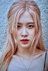 Rosé and Lisa Summer Diary in Hawaii #blackpinkscan #blackpink