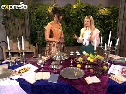 Make sure that you are inviting all the fun people that you know would be interested in a medieval party. Medieval Table Setting 15 1 2013 Youtube