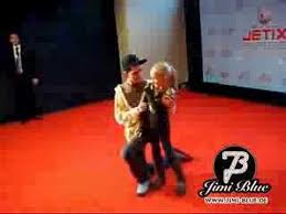 „wir sind mehr als glücklich. Jimi Blue Jetix Red Carpet Sister Youtube