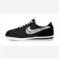 Black Bandana Air Force 1 Bandana Fever Black Bandana Print Custom Black White Nike Cortez Shoes La Sneakers Bandanafashion Streetw Custom Nike Shoes Nike Cortez Shoes Cortez Shoes