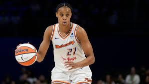 Indiana Fever ký hợp đồng với Brianna Turner trong hợp đồng tự do - Tin tức Indianapolis | Thời tiết Indiana | Giao thông Indiana | WISH-TV |