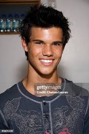 Celebrity blogger Zack Taylor, entertainer Ester Goldberg and Ed... News  Photo