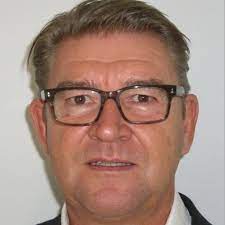 The range's models are made from special toolings to resemble the characters as depicted in the television series. Thomas Bachmann Privatier Investor Sales Consultant Neuorientierungsphase Xing