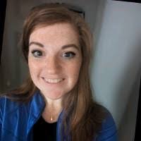 Amanda Mollett's Instagram, Twitter & Facebook